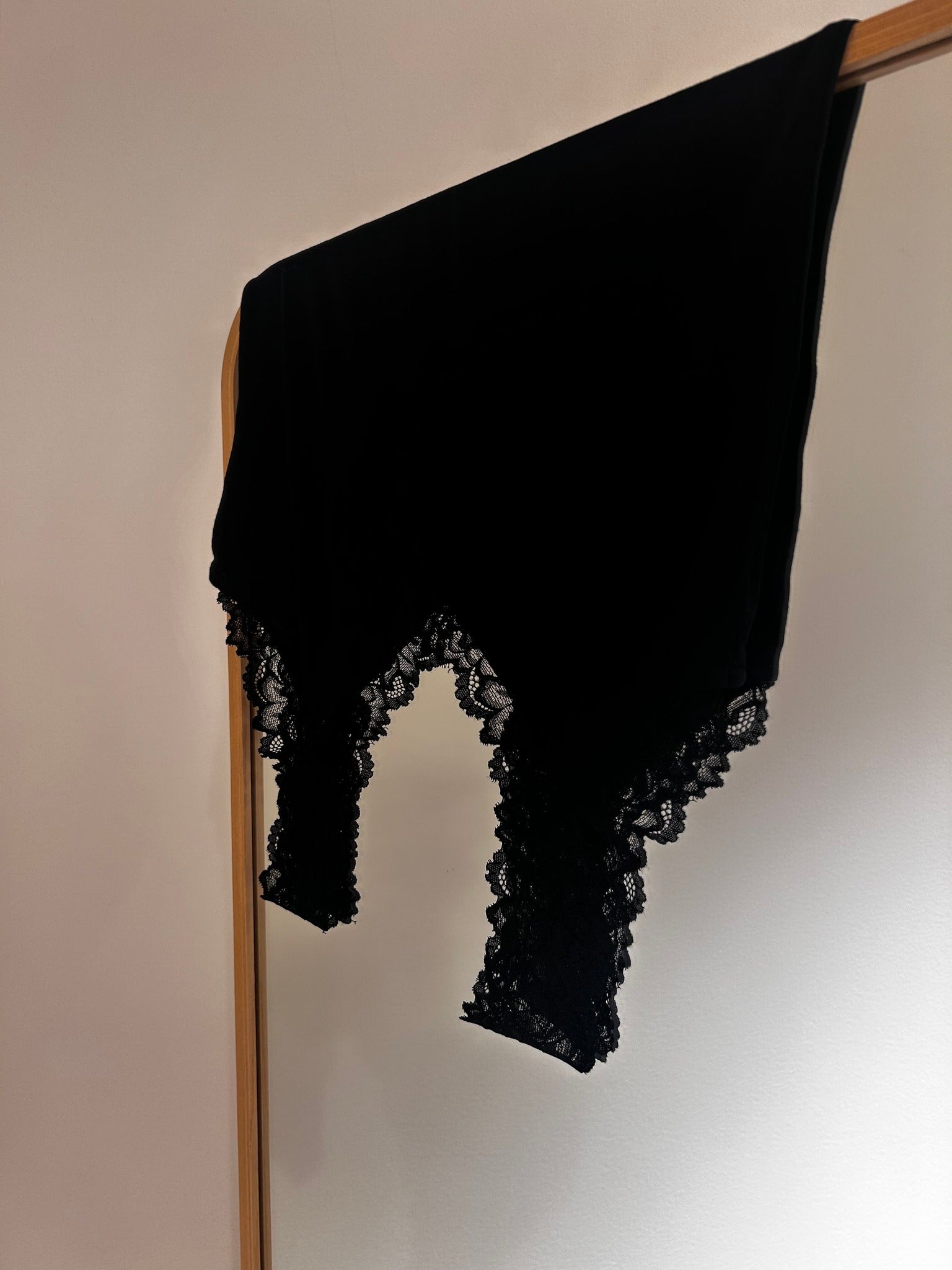 VMROSA Top - Black